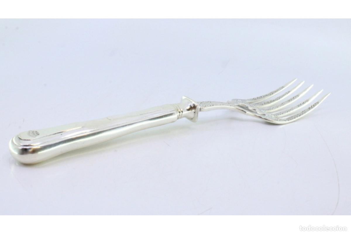 Antig&uuml;edades: Tenedor de plata, para servir pescado - Foto 6