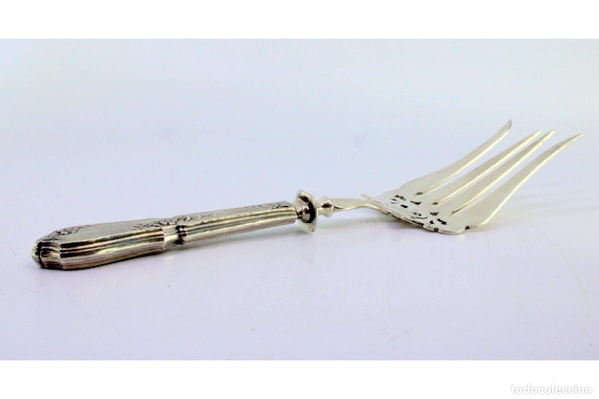 Antig&uuml;edades: Tenedor de plata, para servir pescado - Foto 7