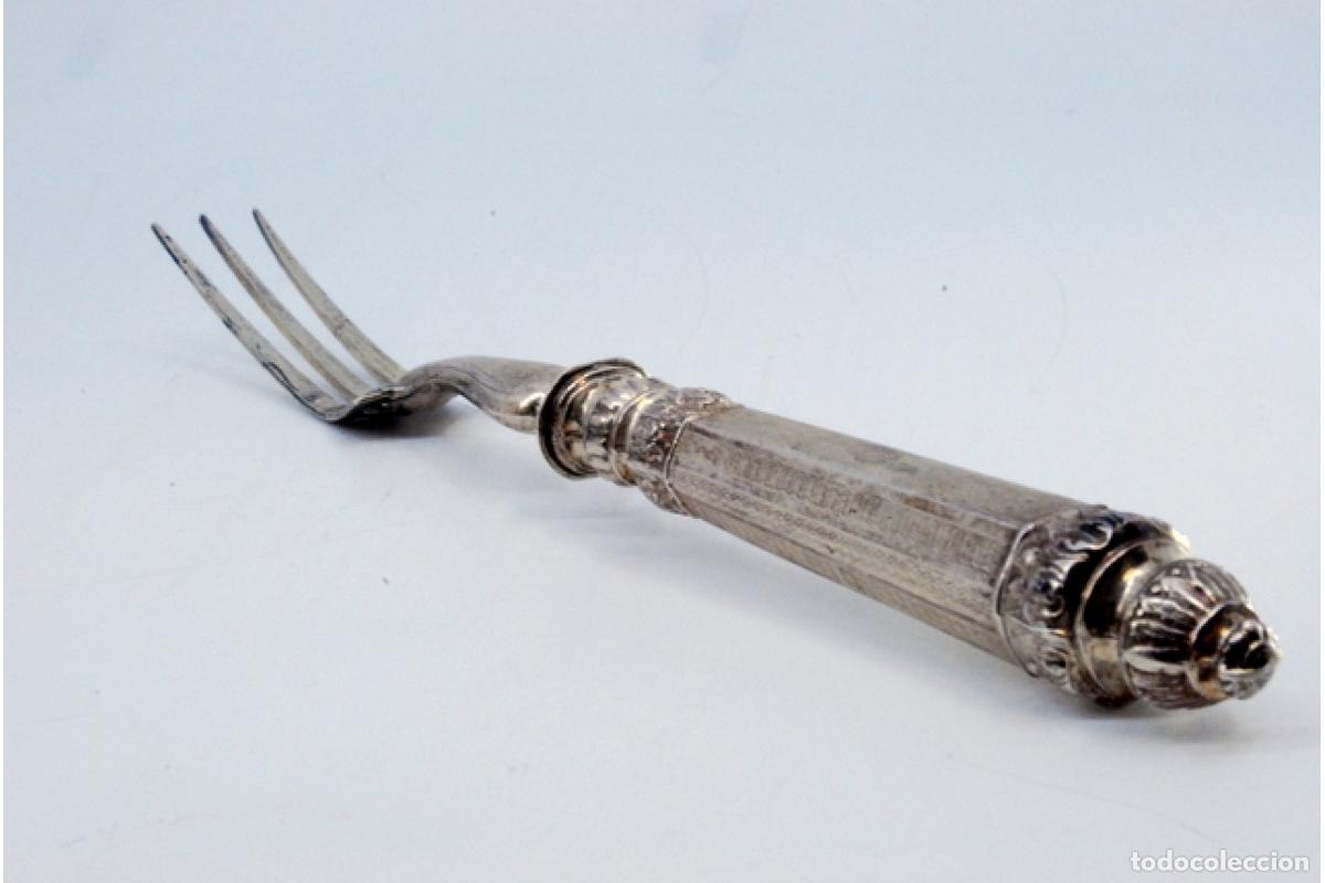 Antig&uuml;edades: Tenedor de plata para servir - Foto 7