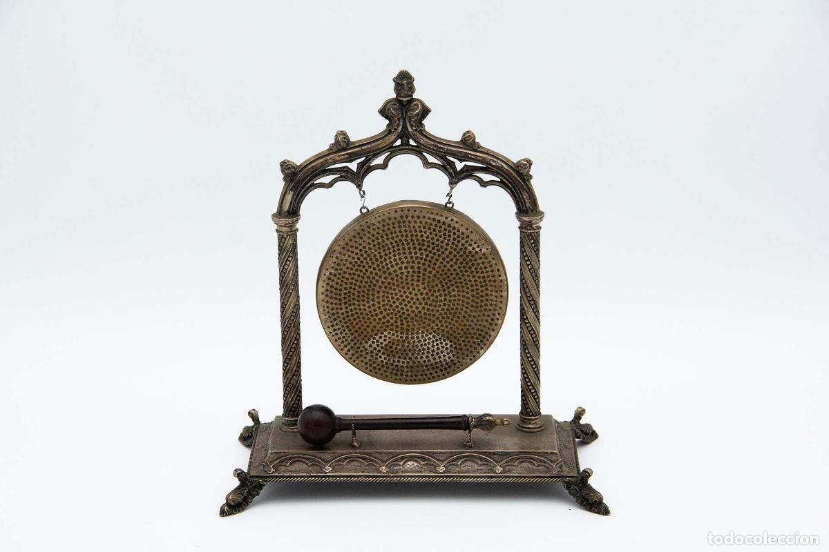 Antig&uuml;edades: Gong tibetano en plata - Foto 1
