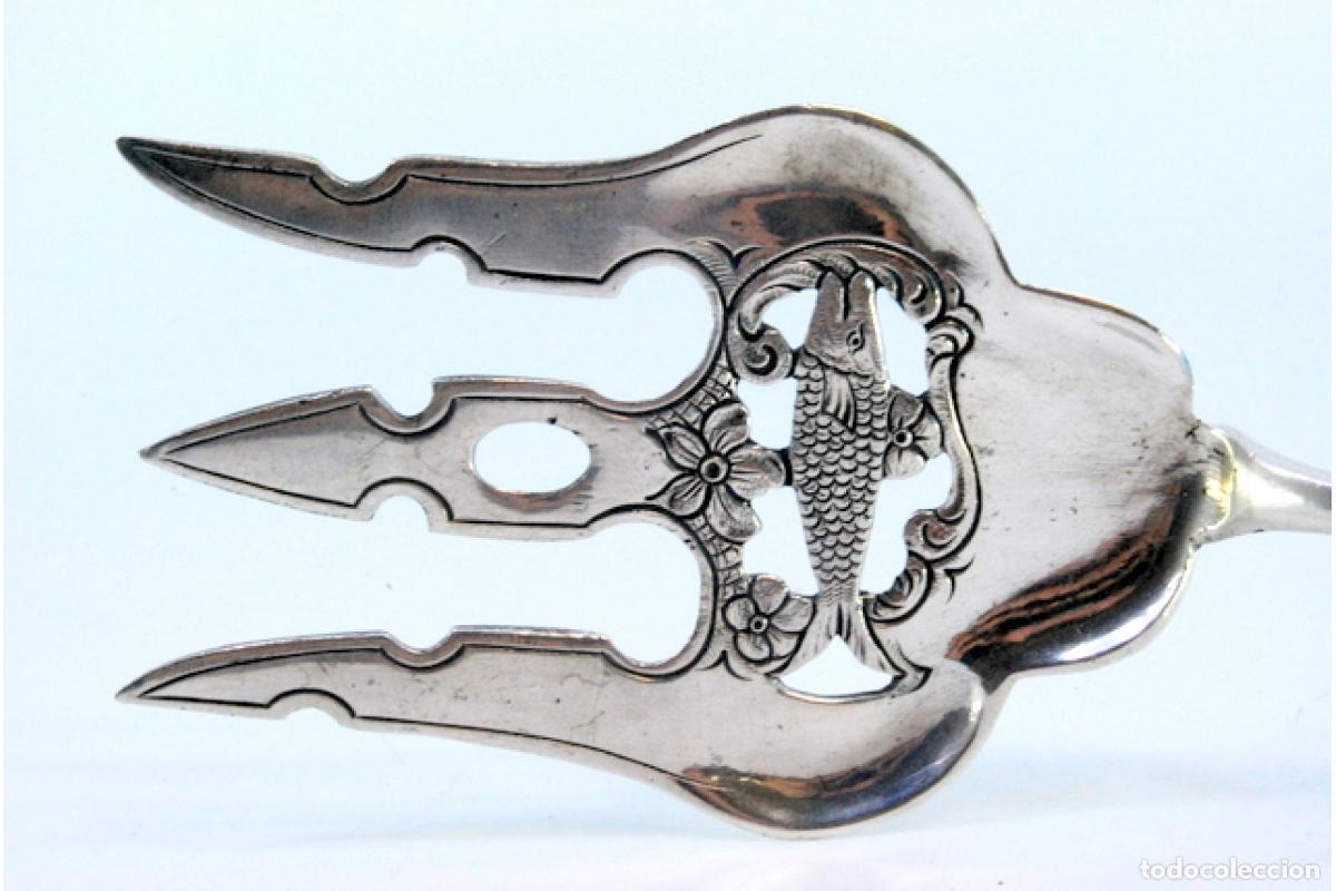 Antig&uuml;edades: Tenedor de plata, para servir pescado - Foto 7