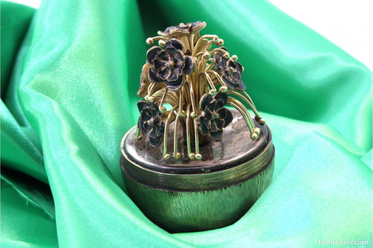 Antig&uuml;edades: Huevo de plata - Foto 3