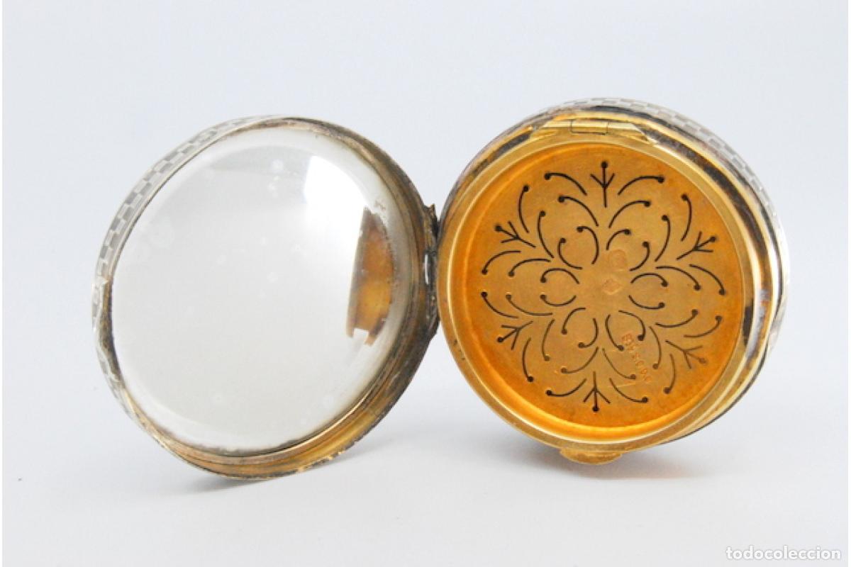 Antig&uuml;edades: Estuche de belleza plateado - Foto 10