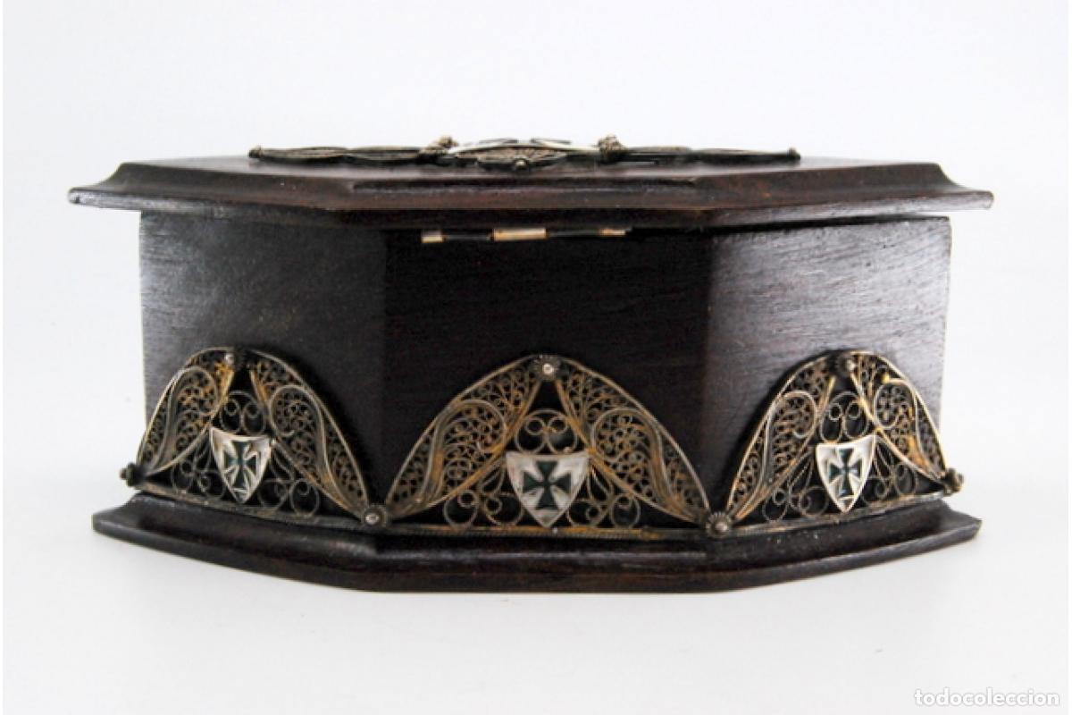 Antig&uuml;edades: Joyero, fabricado en madera y plata. - Foto 8