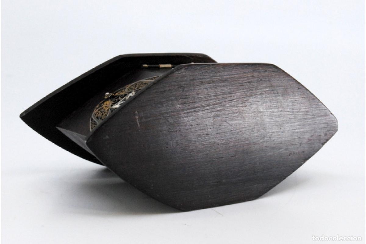 Antig&uuml;edades: Joyero, fabricado en madera y plata. - Foto 9