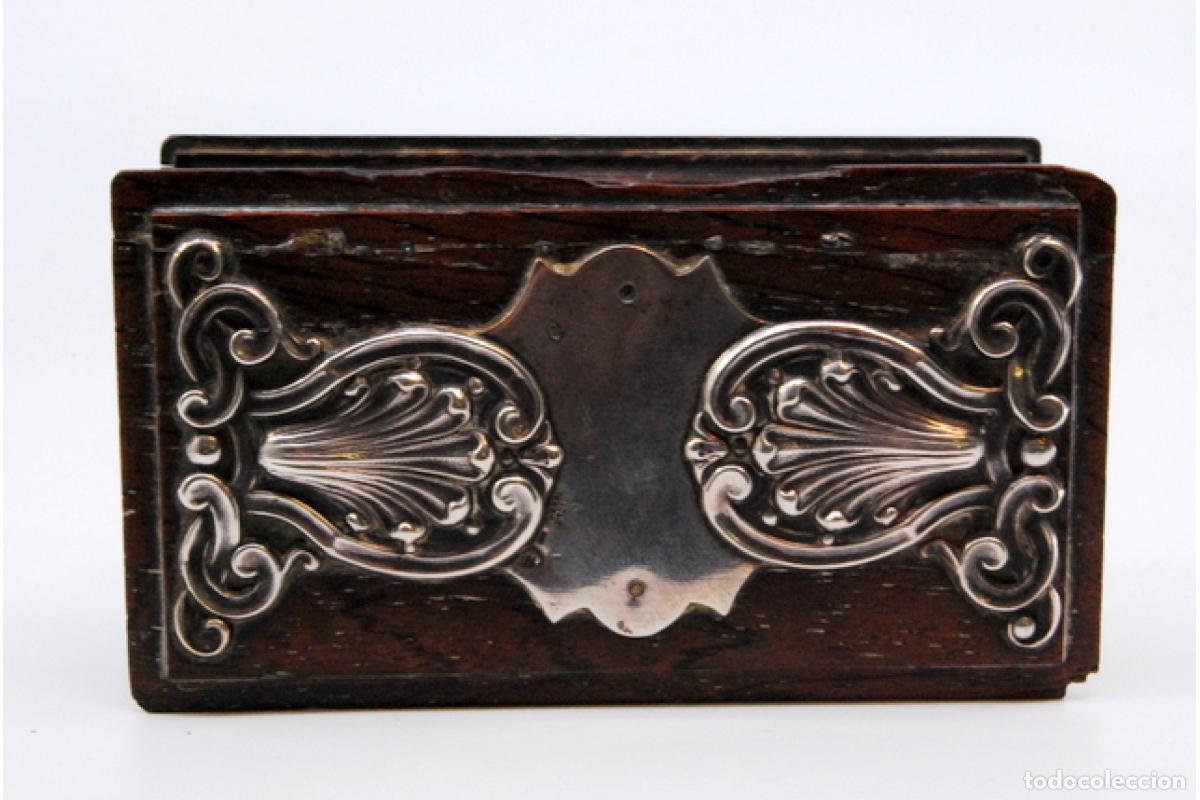 Antig&uuml;edades: Caja de sellos, fabricada en madera y plata. - Foto 2
