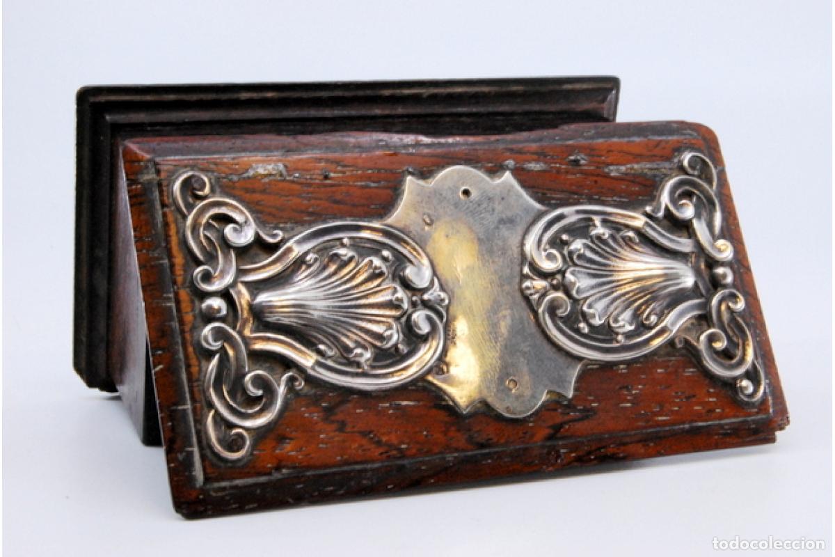 Antig&uuml;edades: Caja de sellos, fabricada en madera y plata. - Foto 6