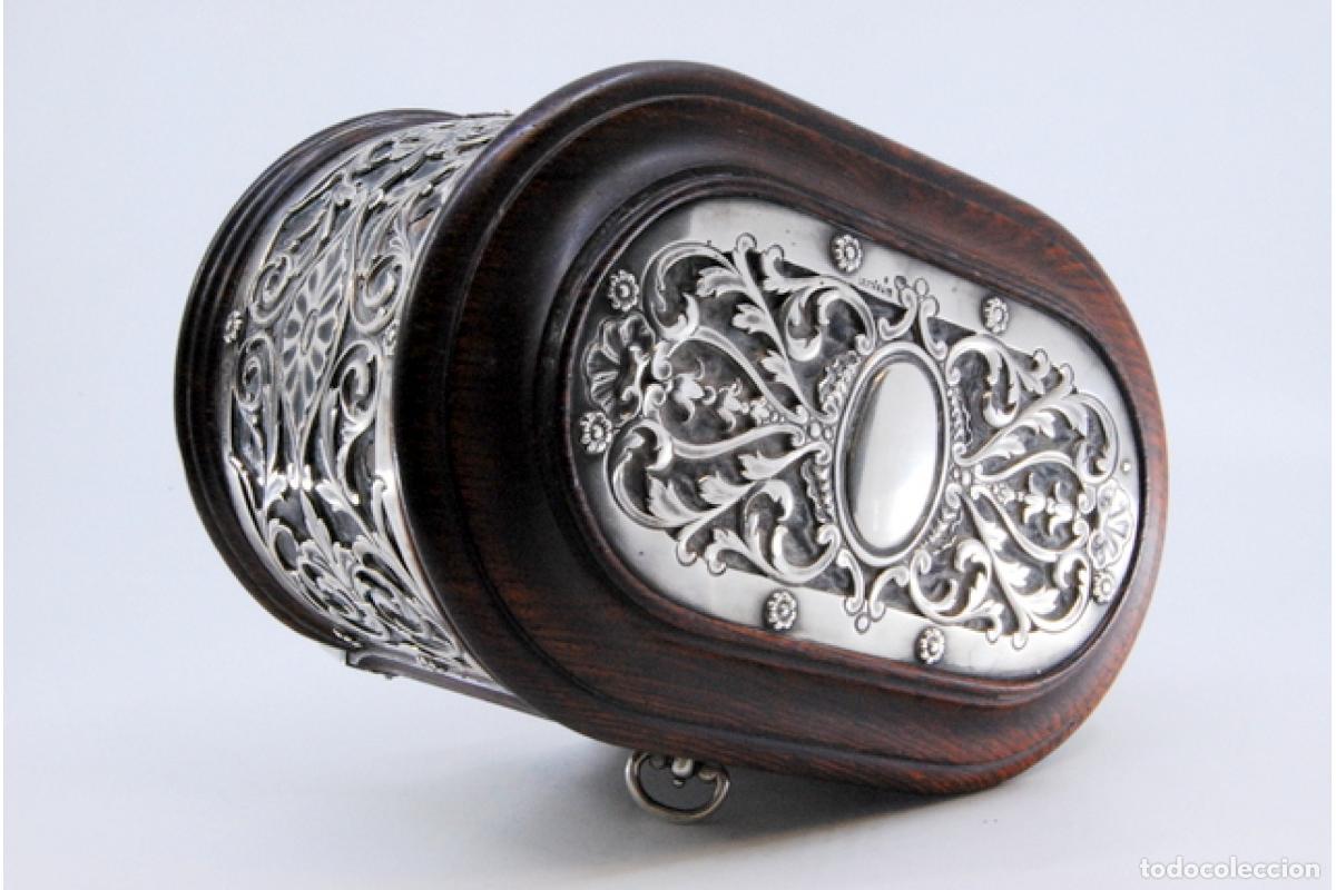Antig&uuml;edades: Joyero, fabricado en madera y plata. - Foto 7