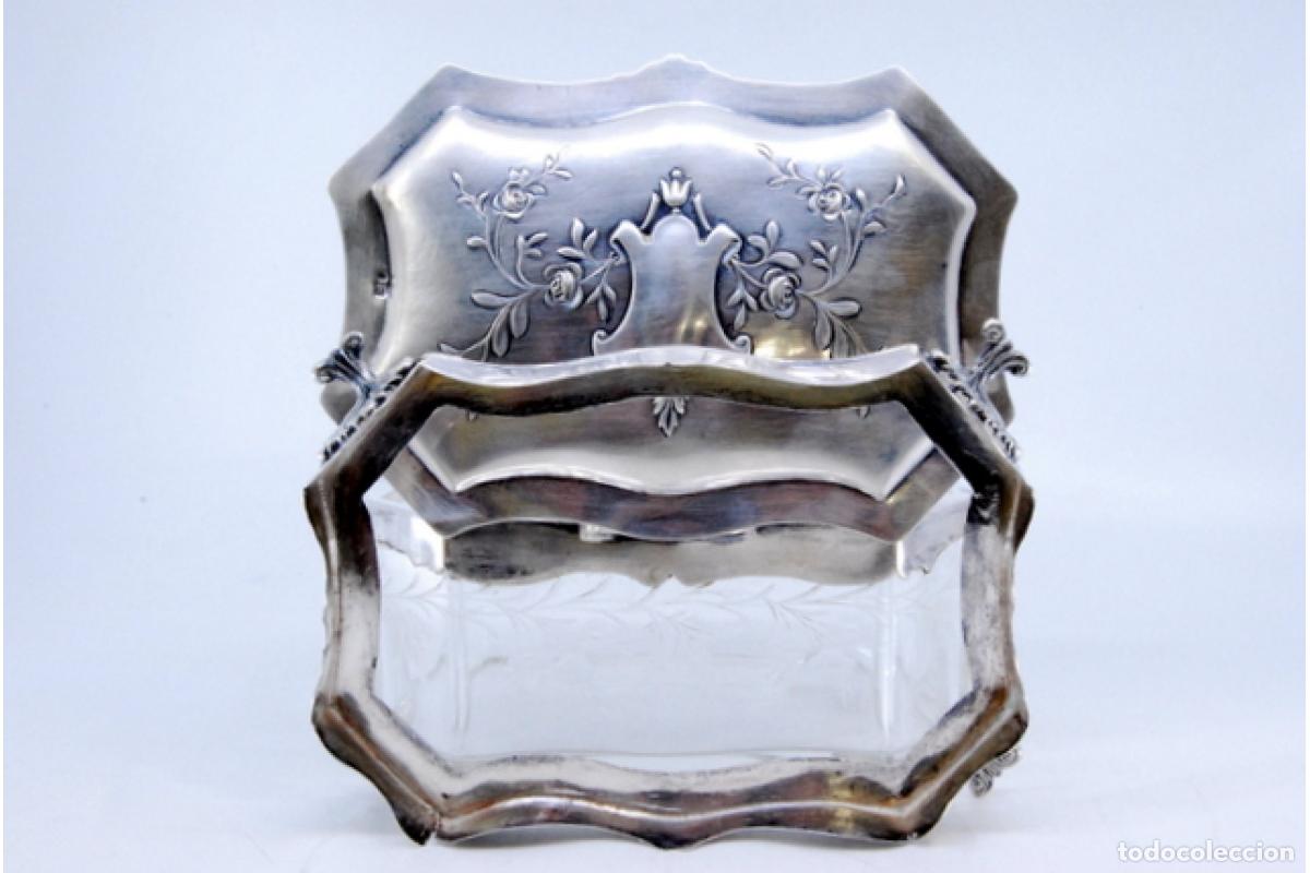 Antig&uuml;edades: Caja de joyer&iacute;a de plata - Foto 8