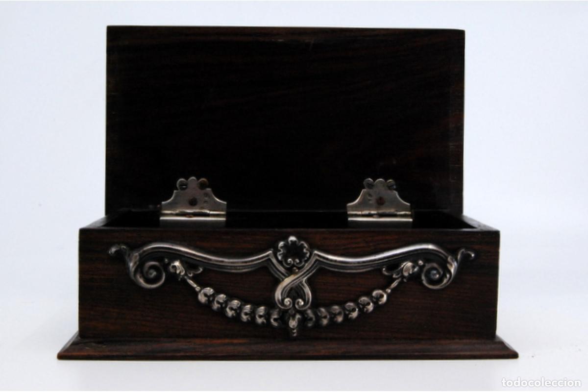 Antig&uuml;edades: Joyero, fabricado en madera y plata. - Foto 3