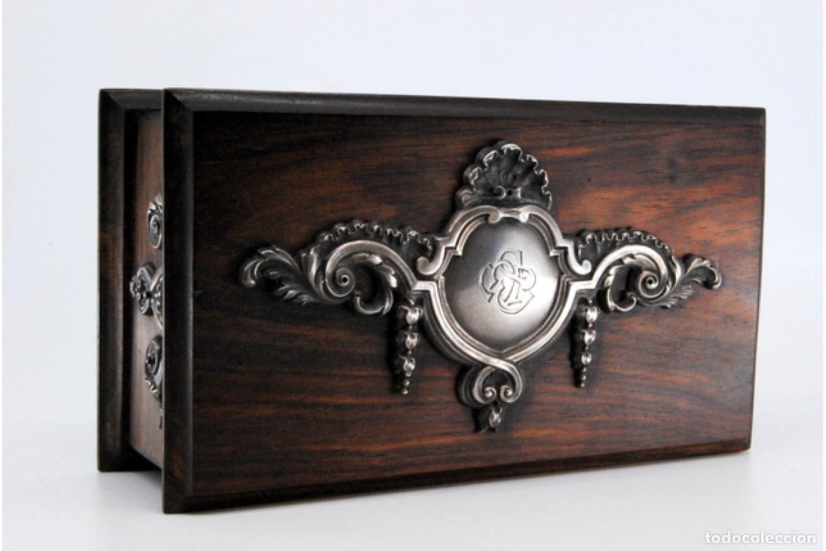 Antig&uuml;edades: Joyero, fabricado en madera y plata. - Foto 9
