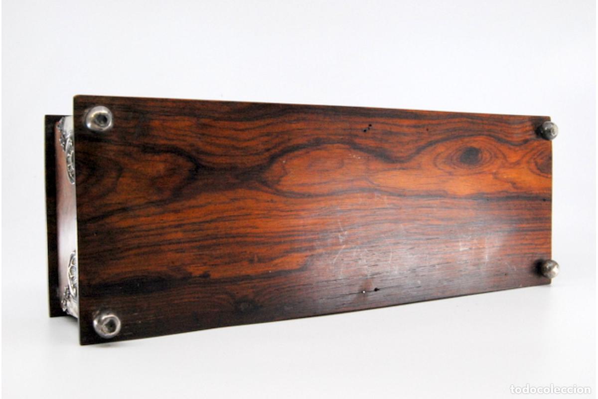Antig&uuml;edades: Joyero, fabricado en madera y plata. - Foto 5