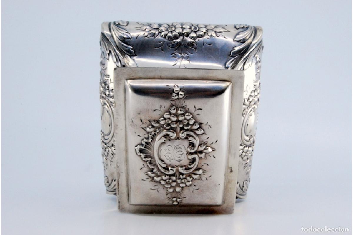 Antig&uuml;edades: Caja de joyer&iacute;a de plata - Foto 3