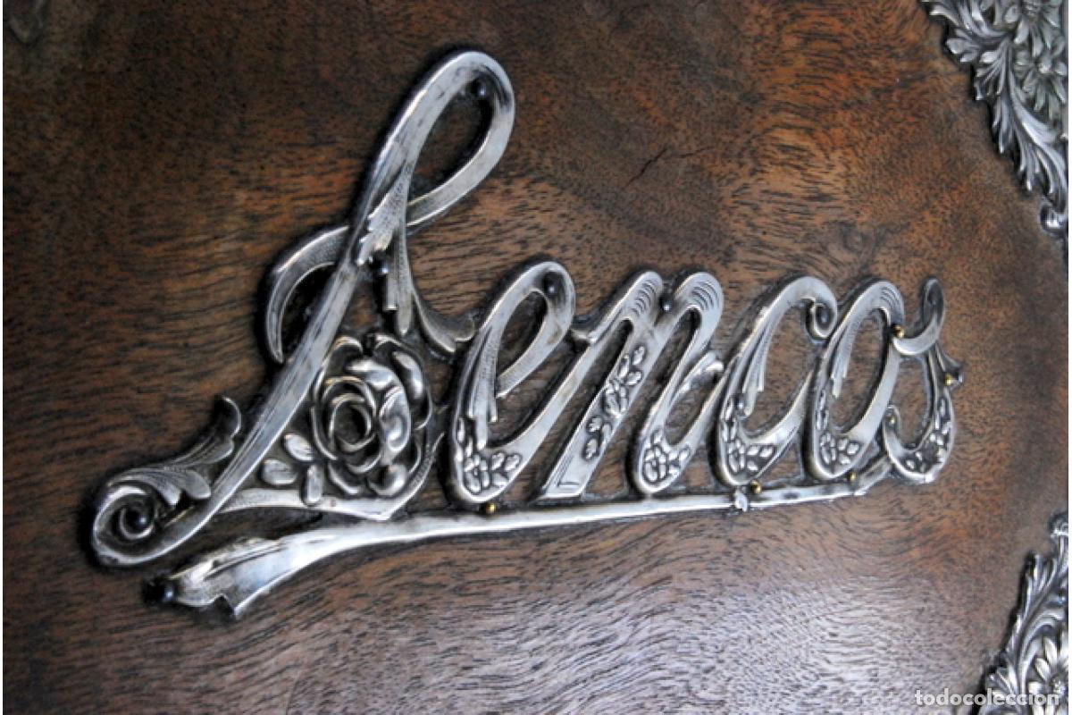 Antig&uuml;edades: Joyero, fabricado en madera y plata. - Foto 3