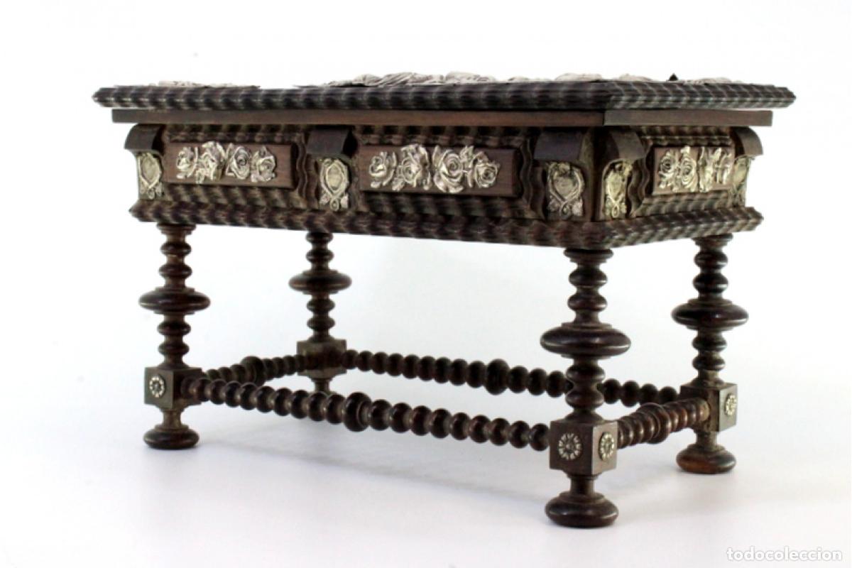 Antig&uuml;edades: Joyero, fabricado en madera y plata. - Foto 5