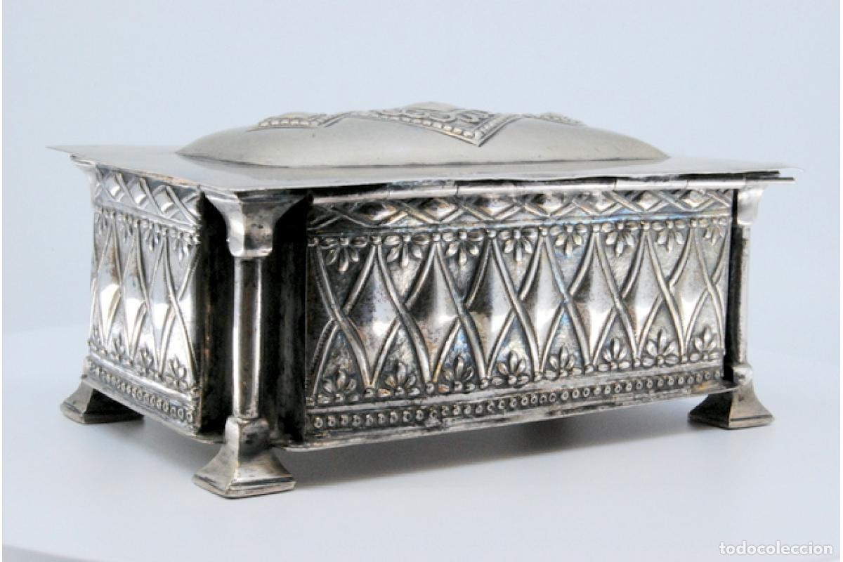 Antig&uuml;edades: Caja de joyer&iacute;a de plata - Foto 6