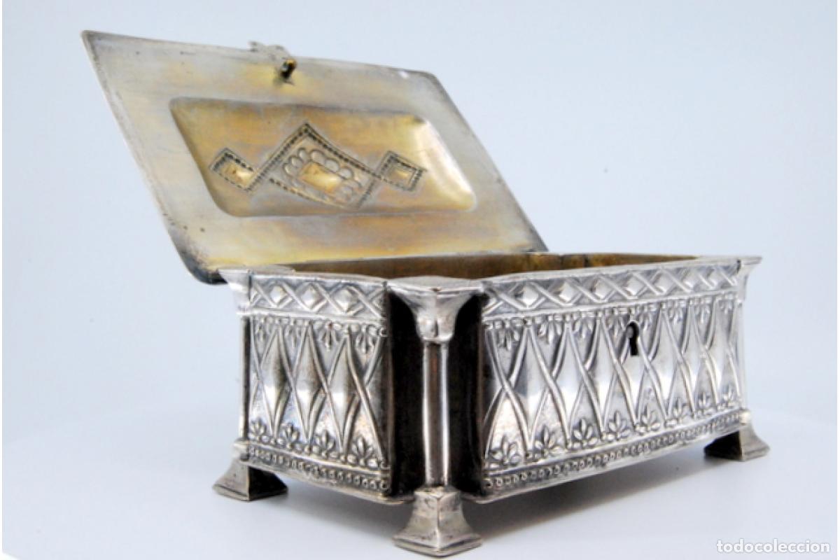 Antig&uuml;edades: Caja de joyer&iacute;a de plata - Foto 9