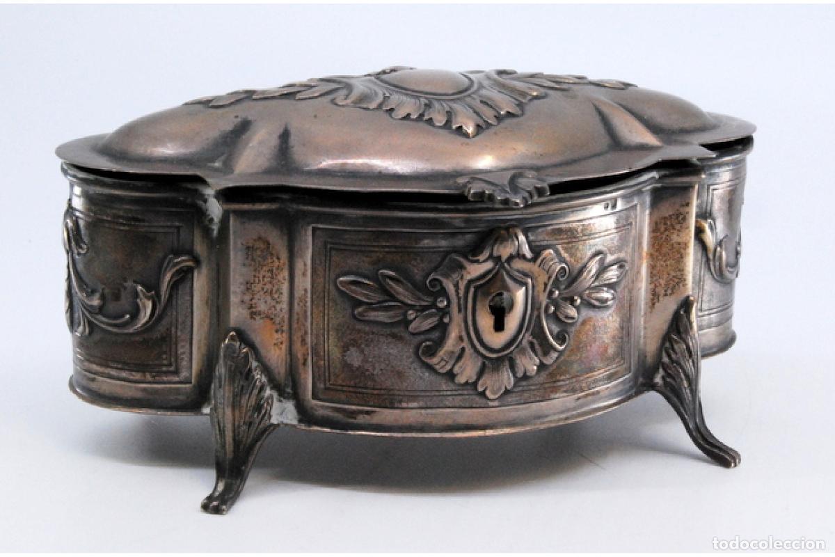 Antig&uuml;edades: Caja de joyer&iacute;a de plata - Foto 9