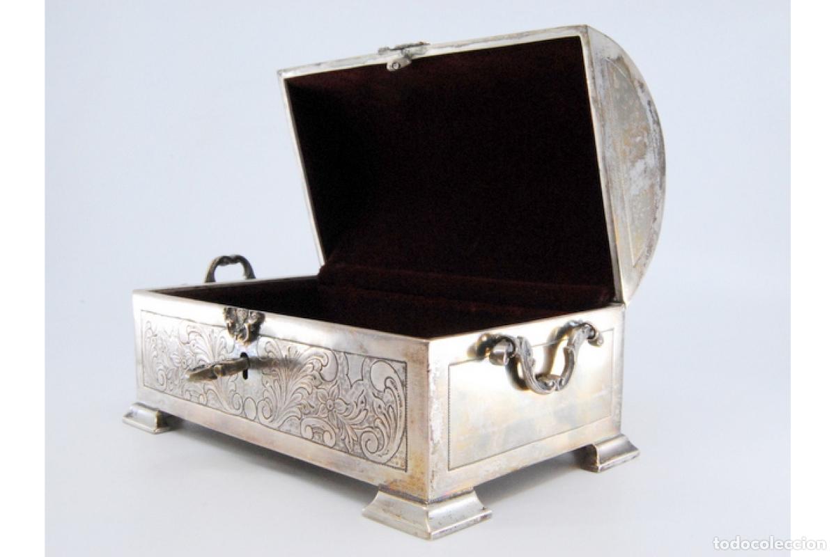 Antig&uuml;edades: Caja de joyer&iacute;a de plata - Foto 9