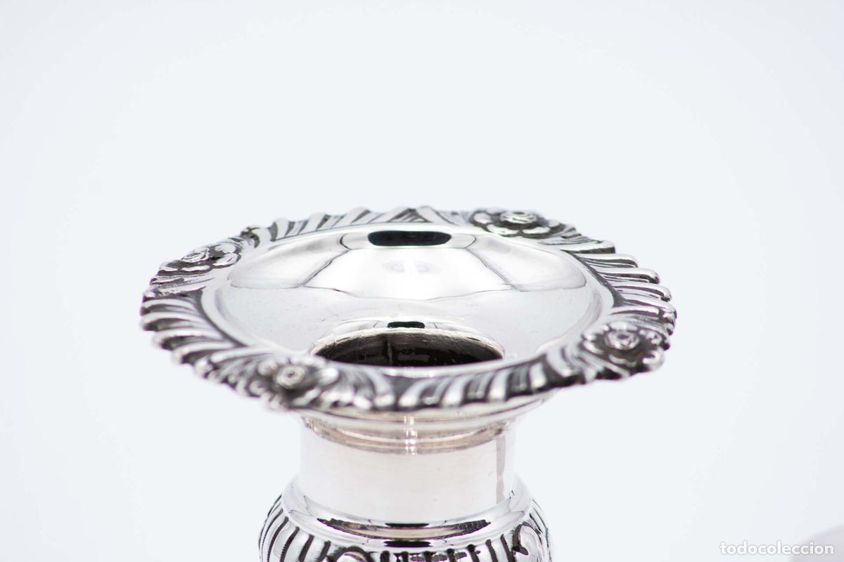 Antig&uuml;edades: Candelero de mano, en plata - Foto 4