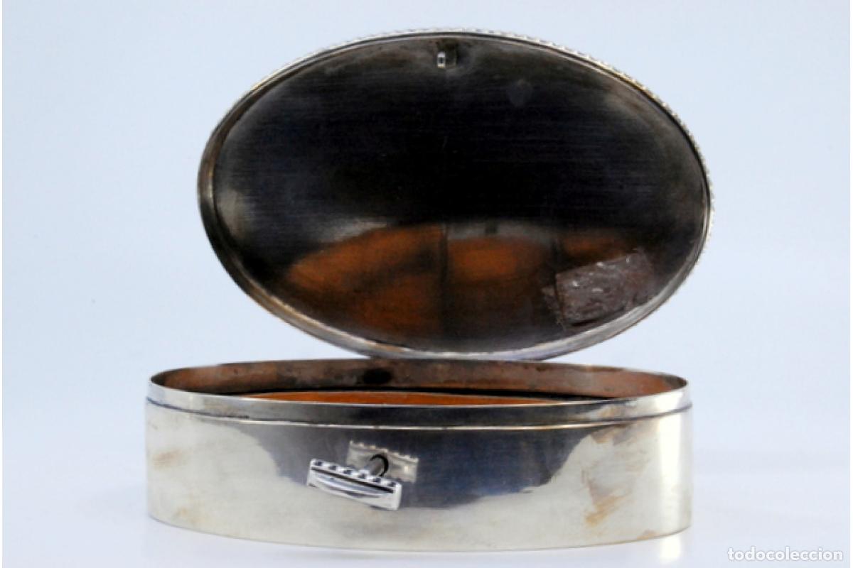 Antig&uuml;edades: Caja de joyer&iacute;a de plata - Foto 2