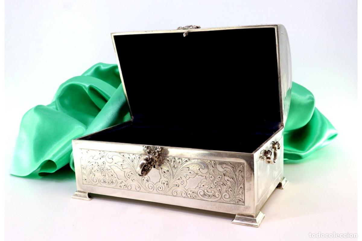 Antig&uuml;edades: Caja de joyer&iacute;a de plata - Foto 4