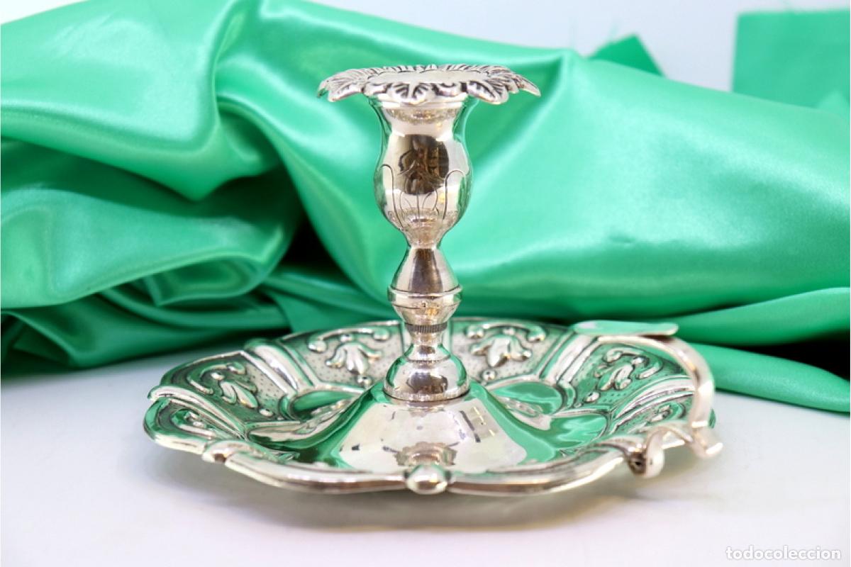 Antig&uuml;edades: Candelero de mano, en plata - Foto 2