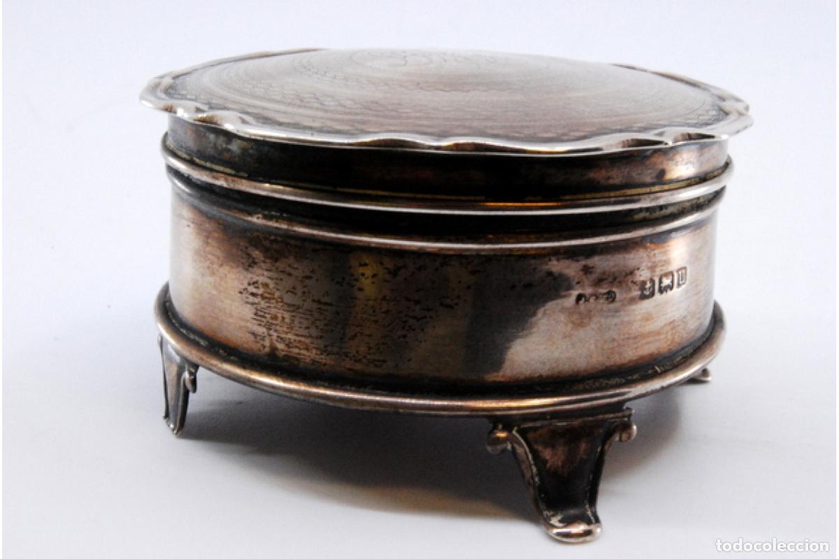 Antig&uuml;edades: Caja de joyer&iacute;a de plata - Foto 2