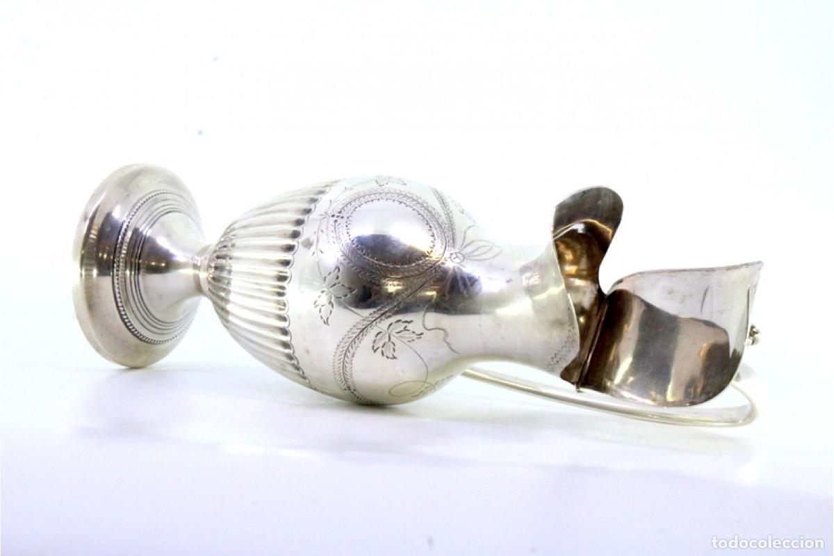 Antig&uuml;edades: jarra de leche de plata - Foto 3