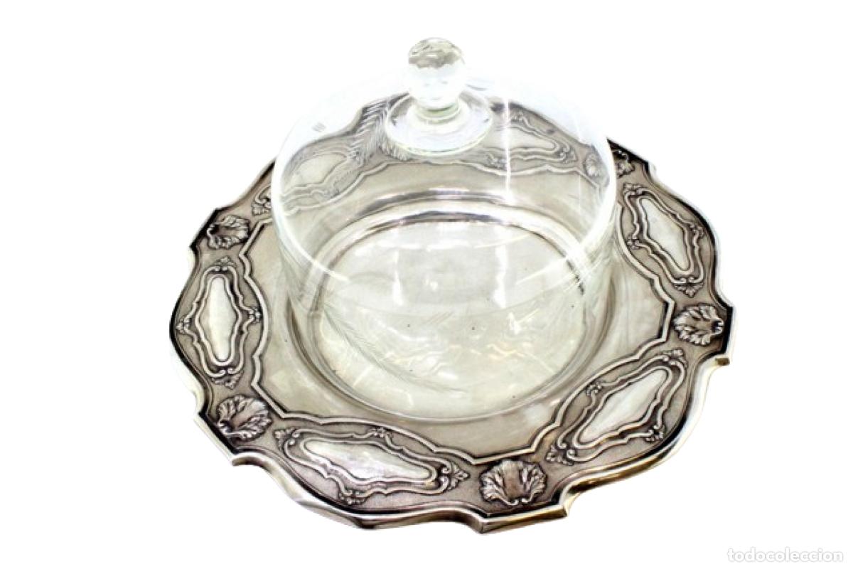 Antiquit&eacute;s: plato de queso de plata