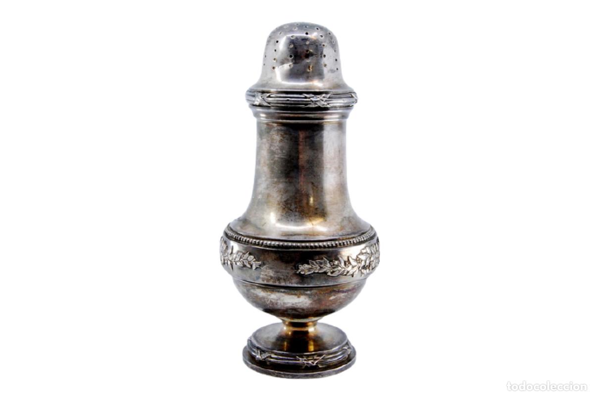 Antig&uuml;edades: plumero de plata