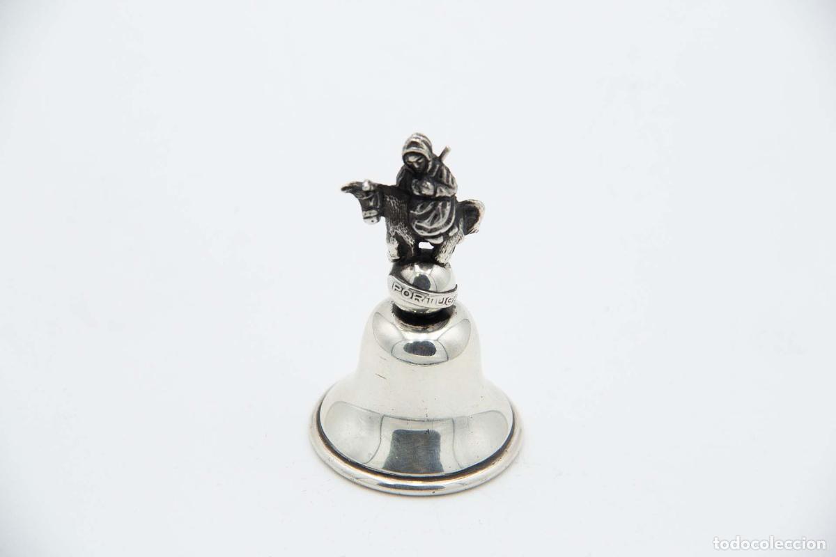 Antig&uuml;edades: Campana de plata