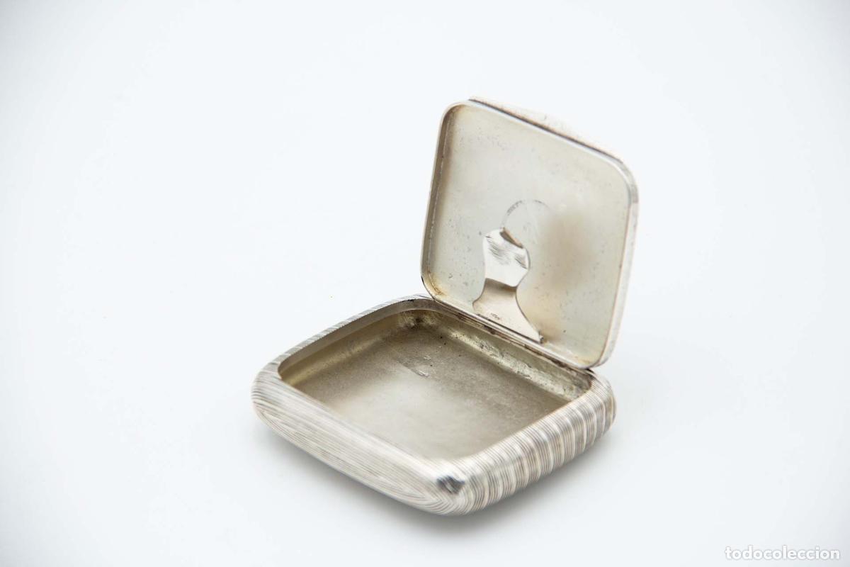 Antig&uuml;edades: Caja de tabaco, plata - Foto 3