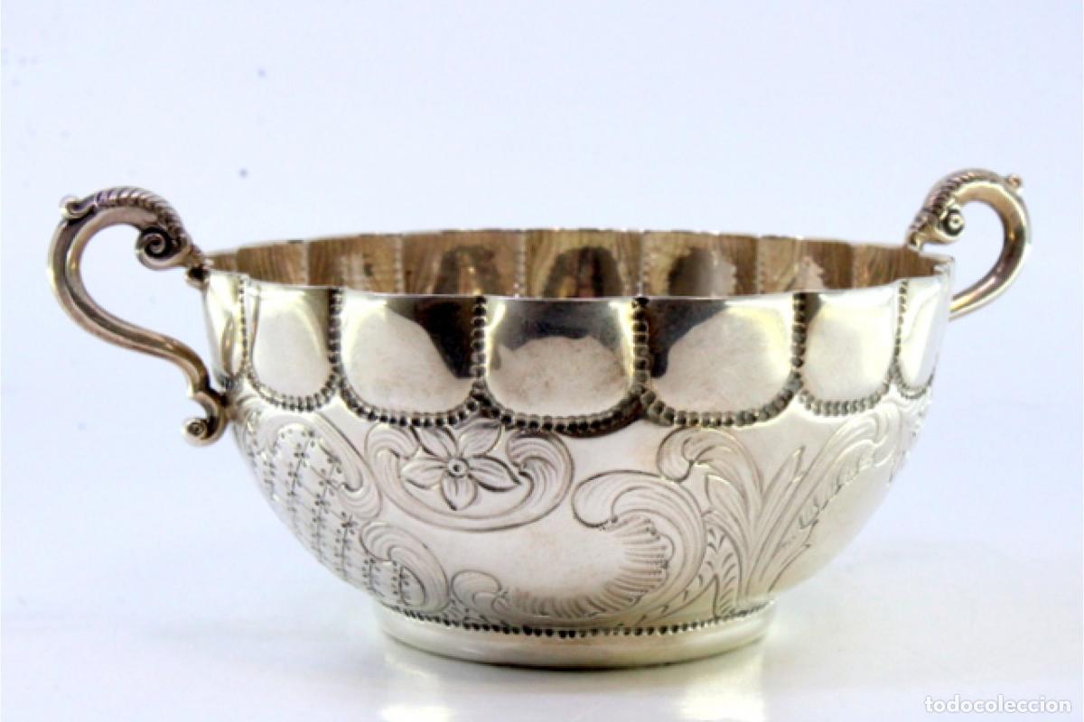Antig&uuml;edades: copa de plata - Foto 2