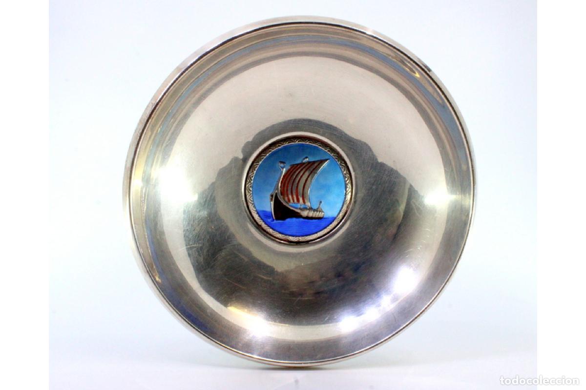 Antig&uuml;edades: copa de plata - Foto 4