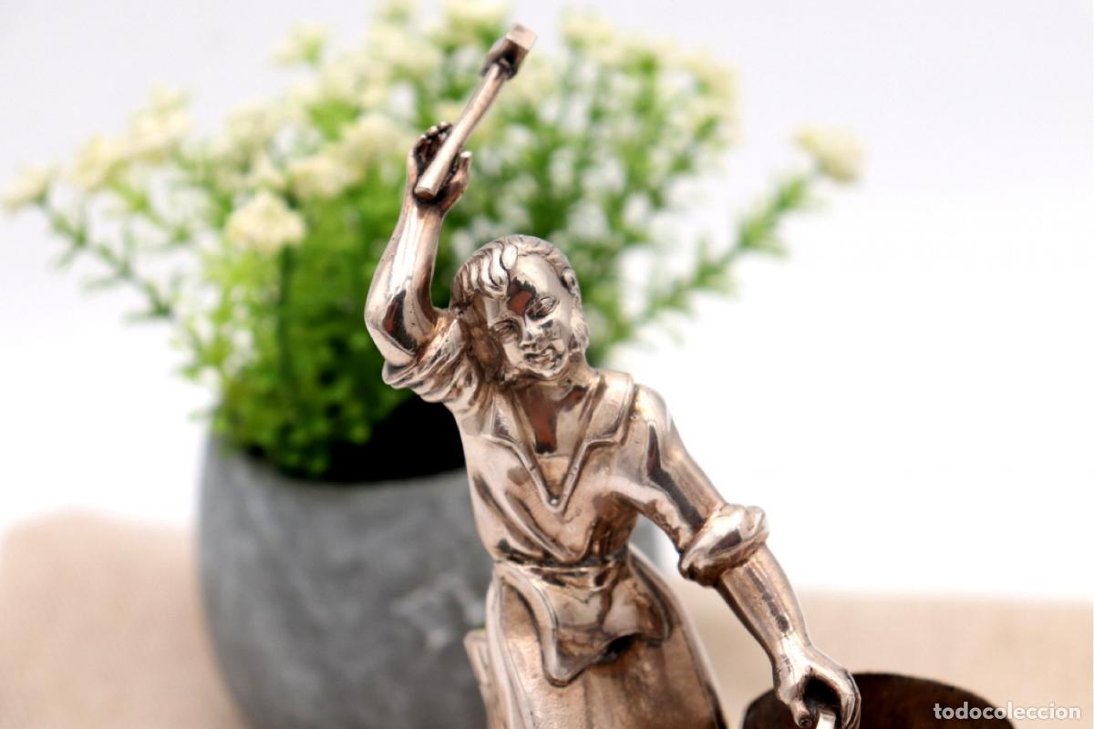 Antig&uuml;edades: Palillero de plata - Herrero con martillo - Foto 8