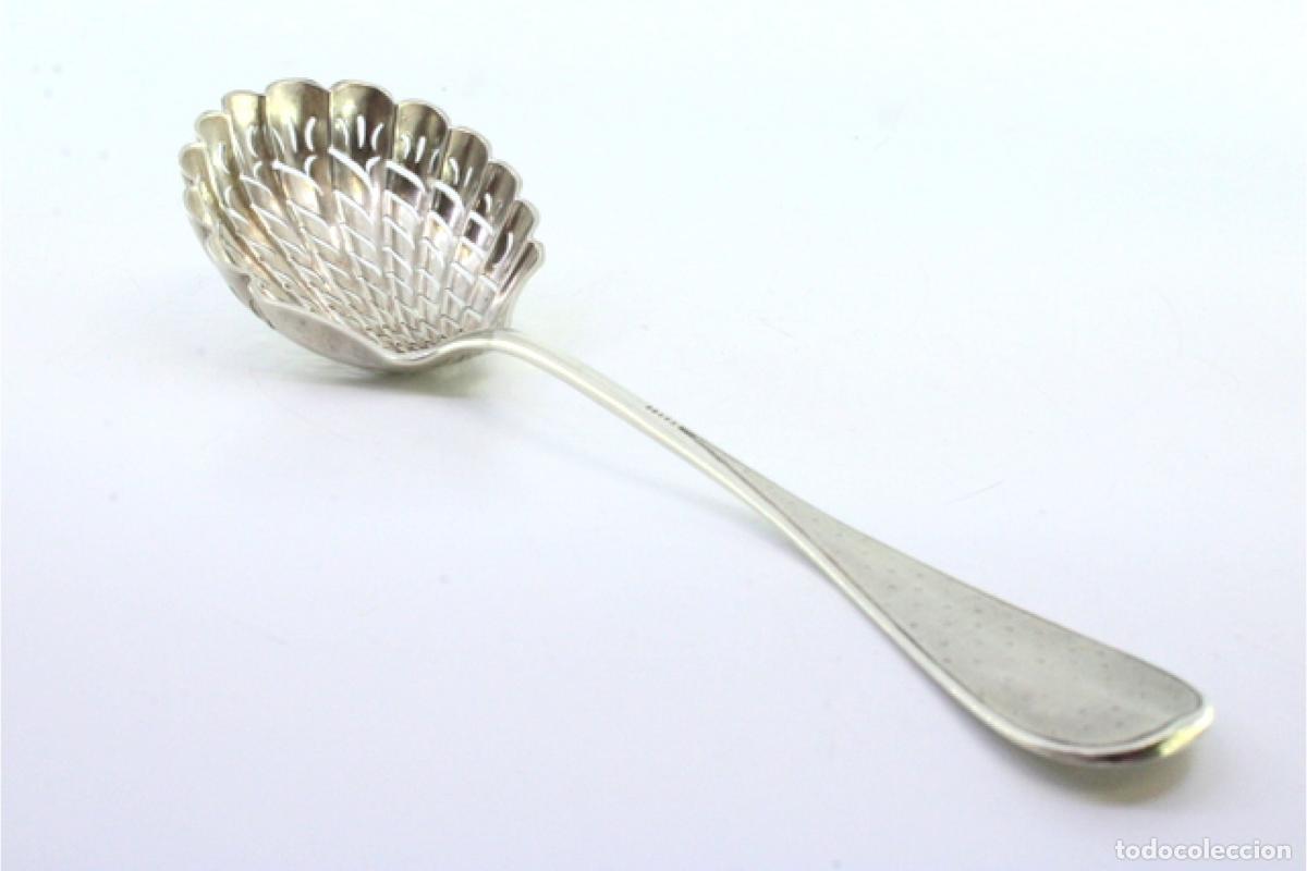 Antig&uuml;edades: Cuchara para espolvorear sobre plata - Foto 2