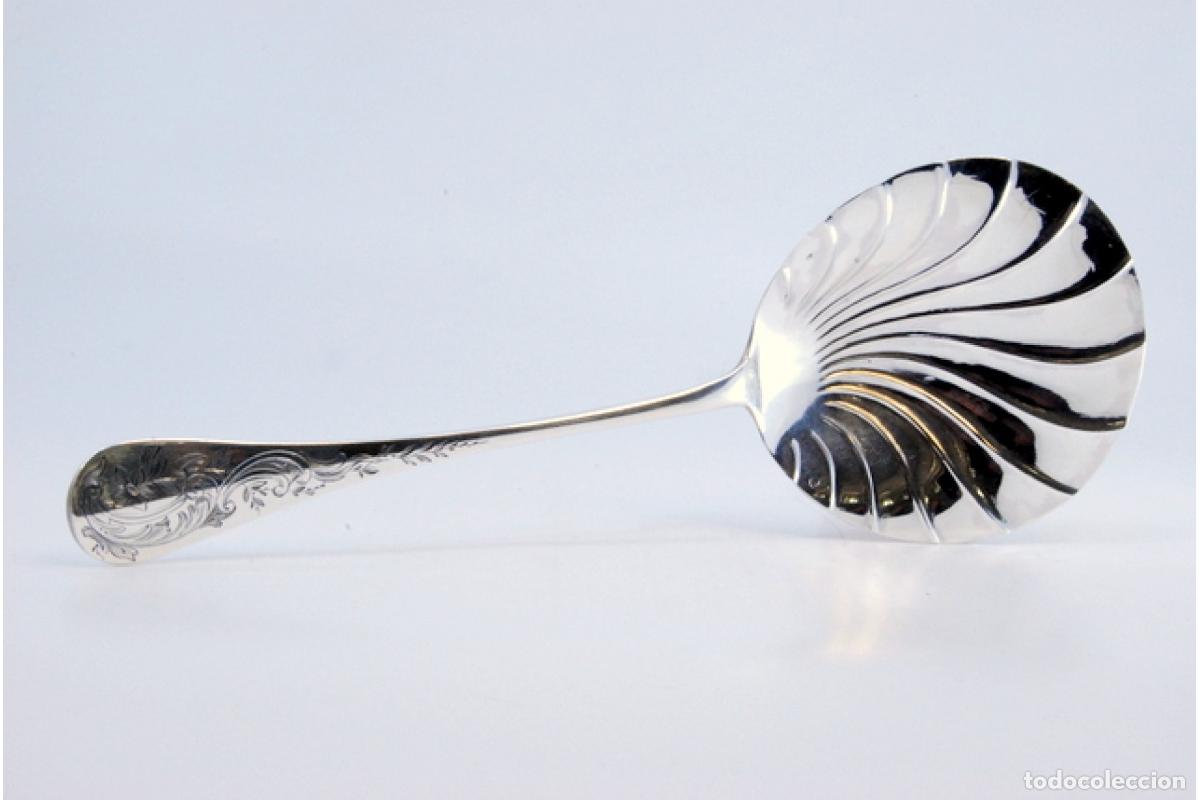 Antig&uuml;edades: Cuchara de postre de plata - Foto 2