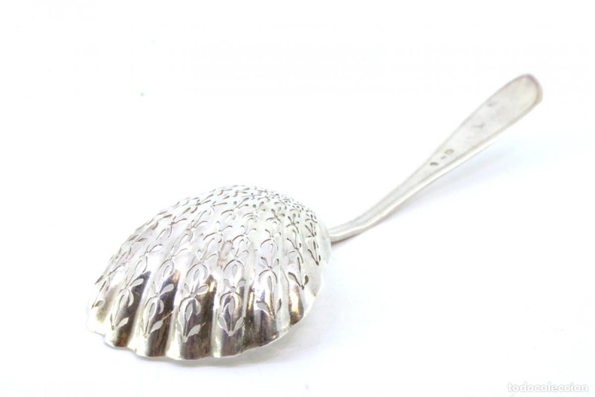 Antig&uuml;edades: Cuchara para espolvorear sobre plata - Foto 5