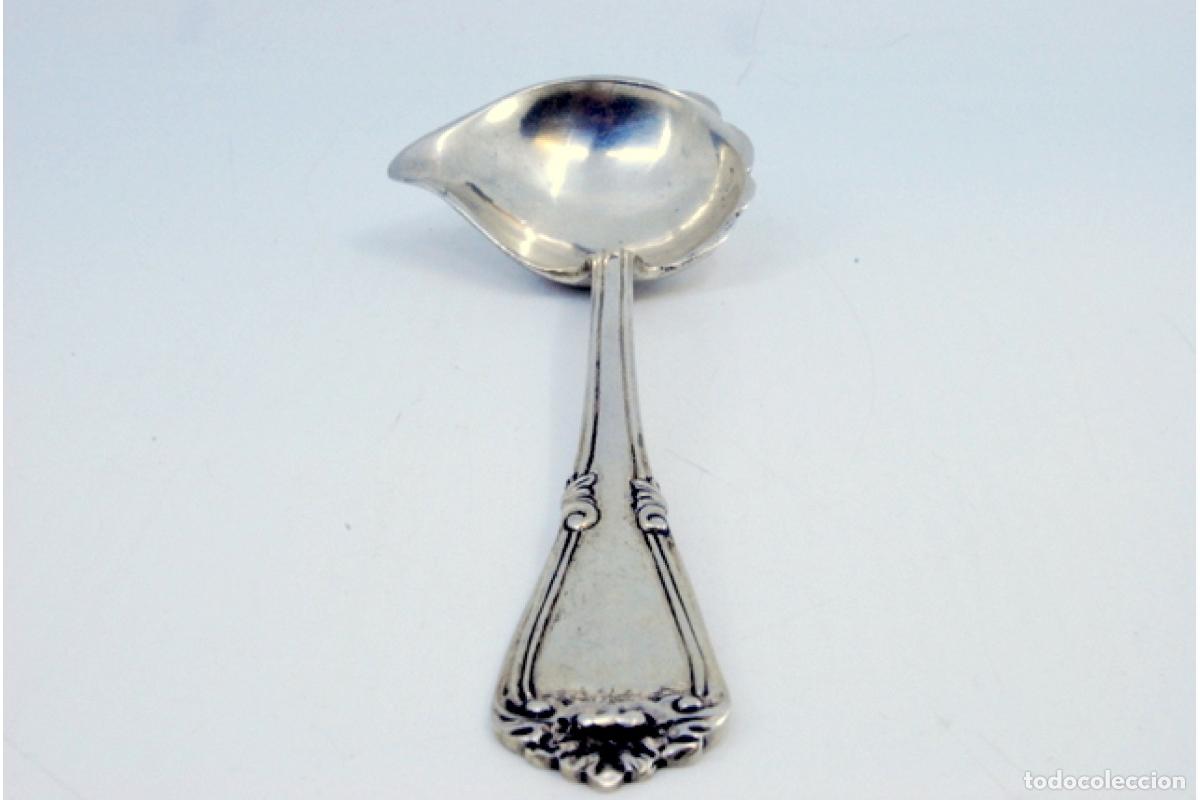 Antig&uuml;edades: Cuchara de salsa de plata - Foto 7