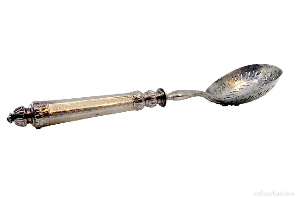 Antiques: Cuchara para espolvorear sobre plata