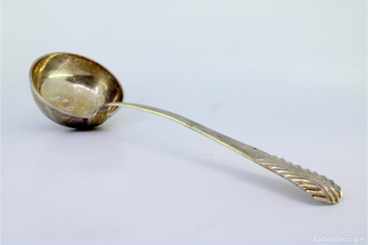 Antig&uuml;edades: Cuchar&oacute;n de sopa de plata - Foto 2