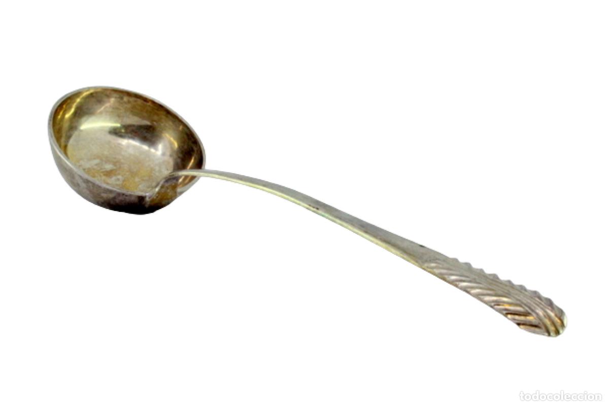 Antiques: Cuchar&oacute;n de sopa de plata