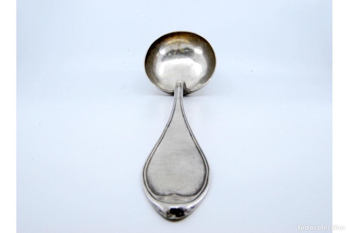 Antig&uuml;edades: Cuchar&oacute;n de sopa de plata - Foto 3