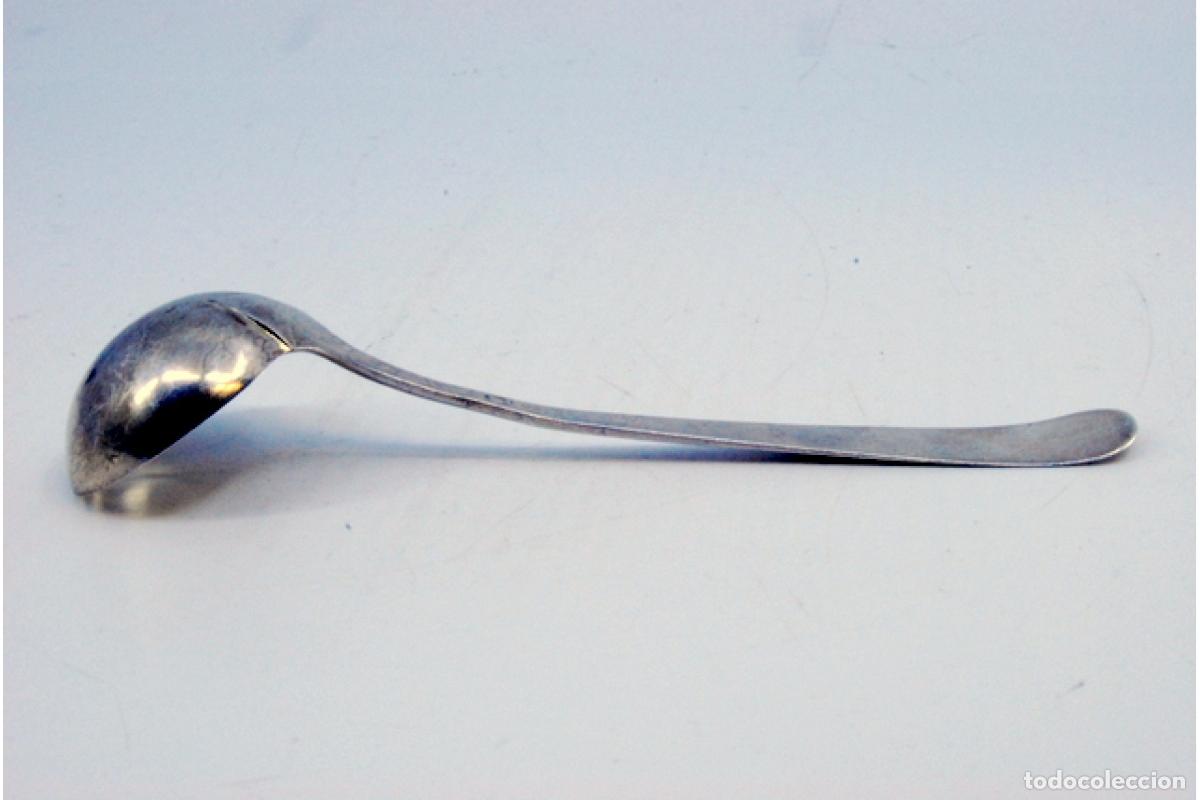 Antig&uuml;edades: Cuchara de az&uacute;car de plata - Foto 2