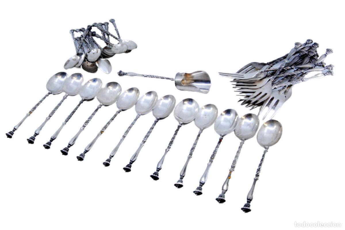 Antiques: Juego de 37 cubiertos de plata