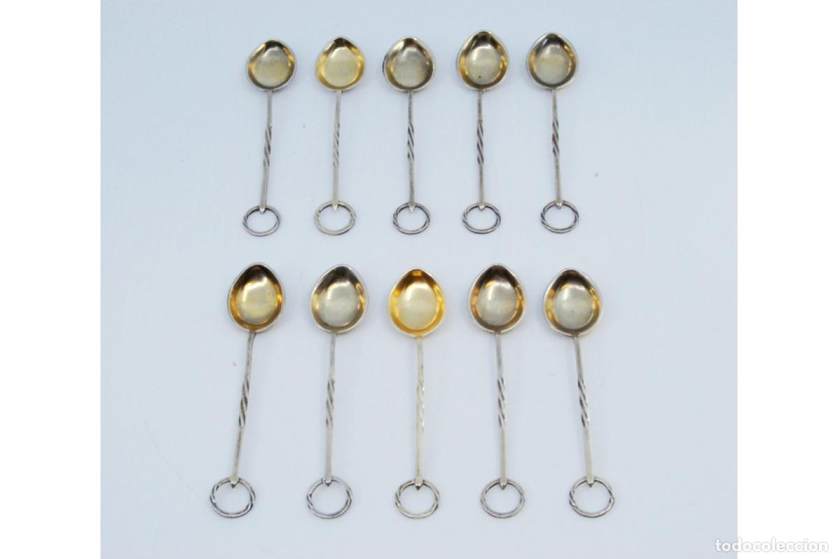 Antig&uuml;edades: Juego de 10 cucharas de caf&eacute; plateadas - Foto 2