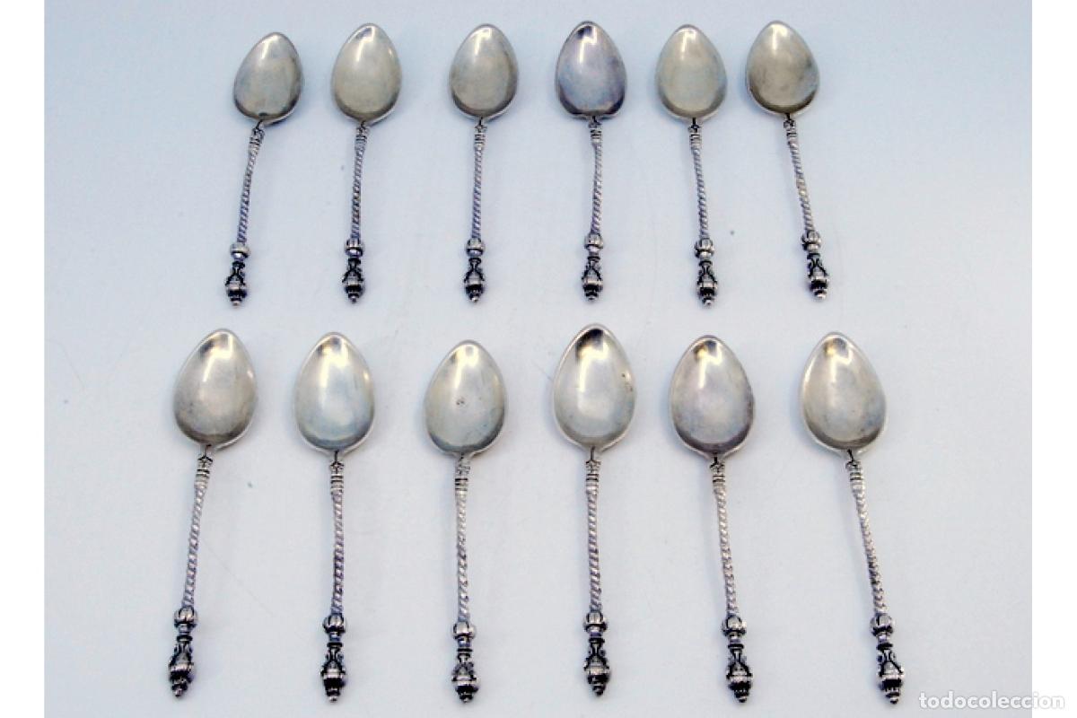Antig&uuml;edades: Juego de 12 cucharas de caf&eacute; de plata - Diosas - Foto 2