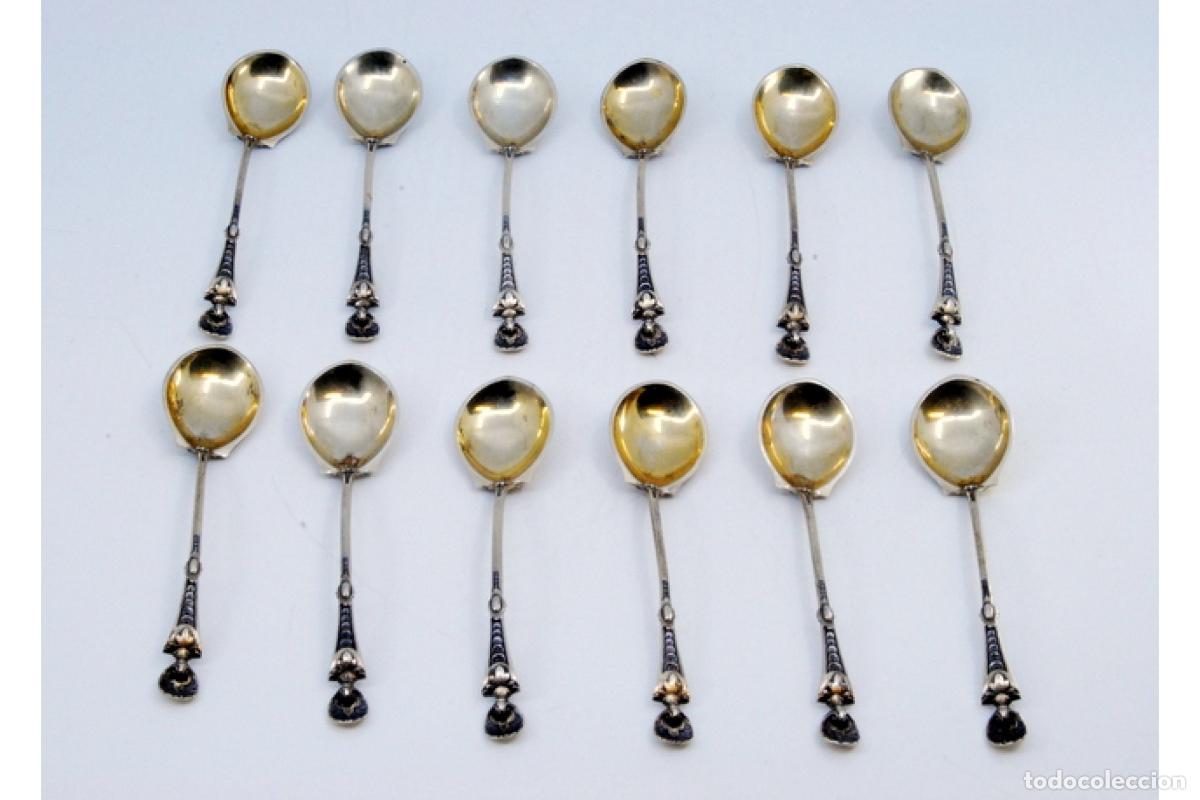 Antig&uuml;edades: Juego de 12 cucharas de caf&eacute; plateadas - Foto 2