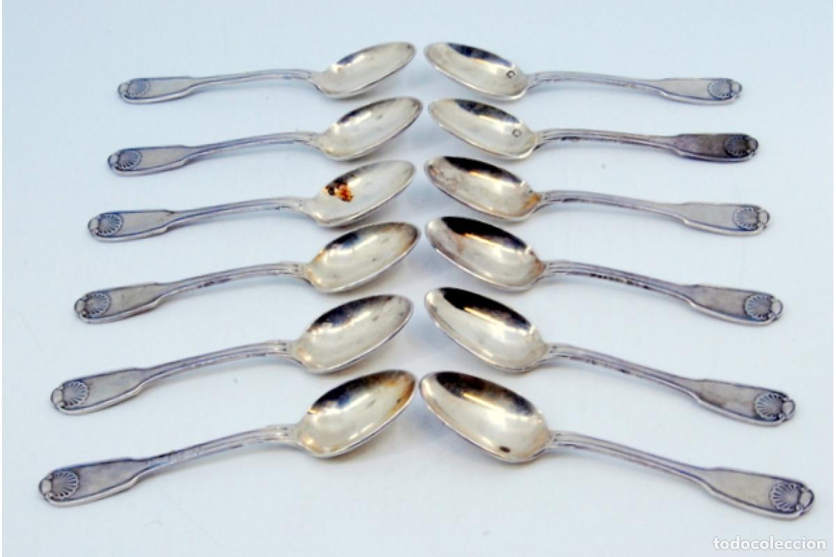 Antig&uuml;edades: Juego de 12 cucharas de caf&eacute; plateadas - Foto 2